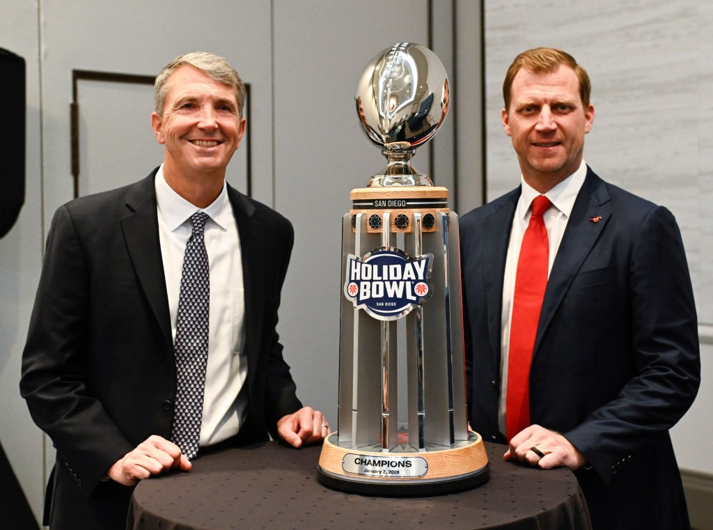 No. 21 Arizona, SMU eye strong finish to season