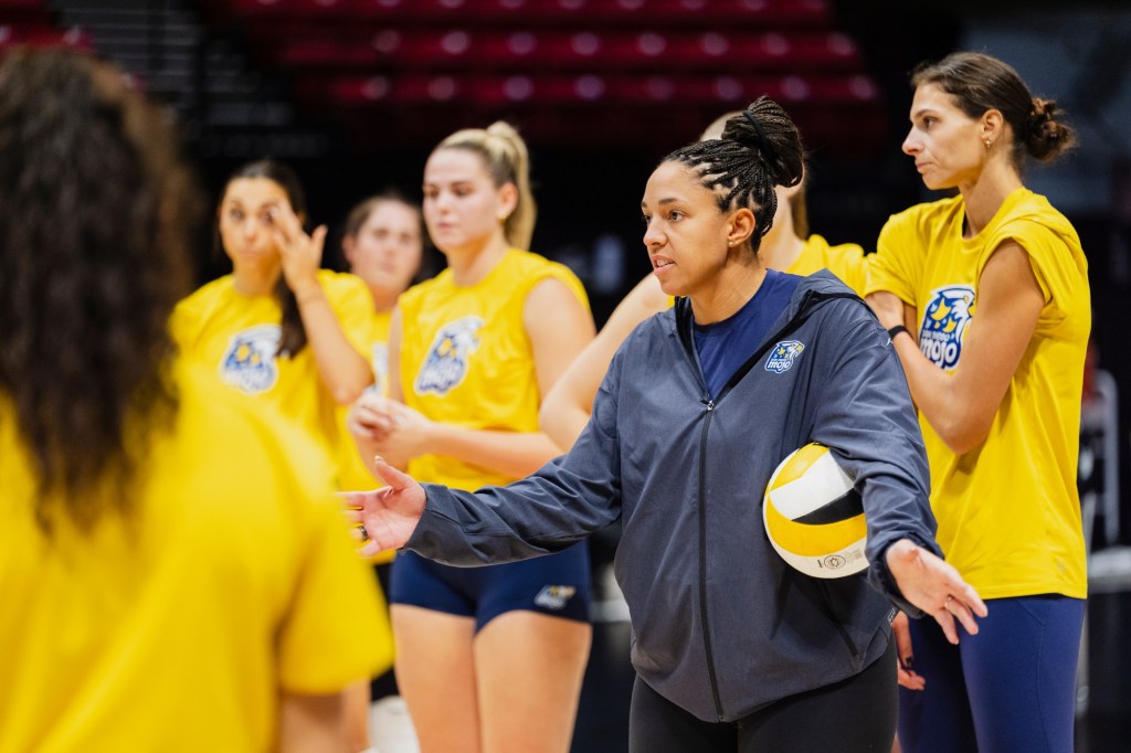 New coach seeks progress, not perfection, as Mojo open 2026 home slate