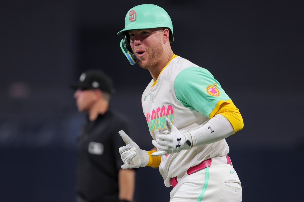 Gavin Sheets – San Diego Union-Tribune