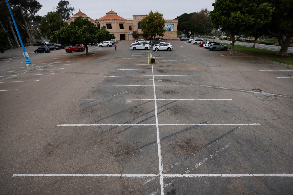Less than three weeks in, it’s plain that Balboa parking fee is backfiring – San Diego Union-Tribune