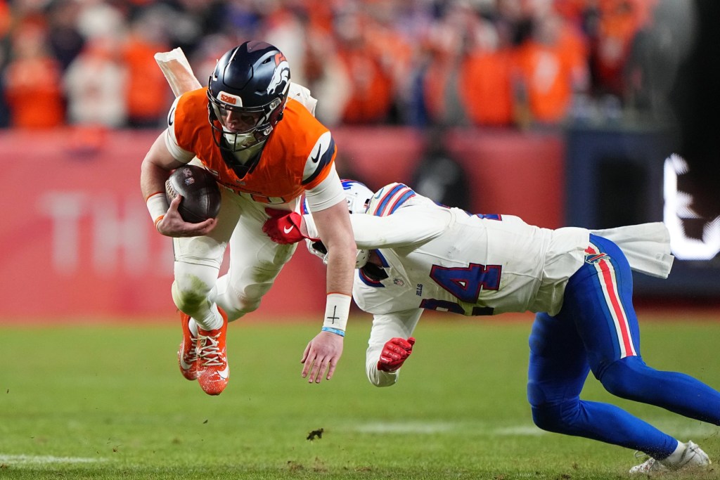 Broncos QB does all the right things in playoff win, but victory comes with a cost