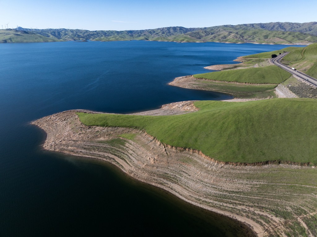 Price drops lowered on project to expand massive reservoir near Bay Area to increase water supplies