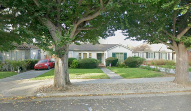 House on Crescent Drive sells for $1.7 million