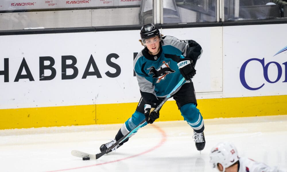 Sharks Injury Update: Smith Upgraded to Day-to-Day, Kurashev Will Not Travel Immediately