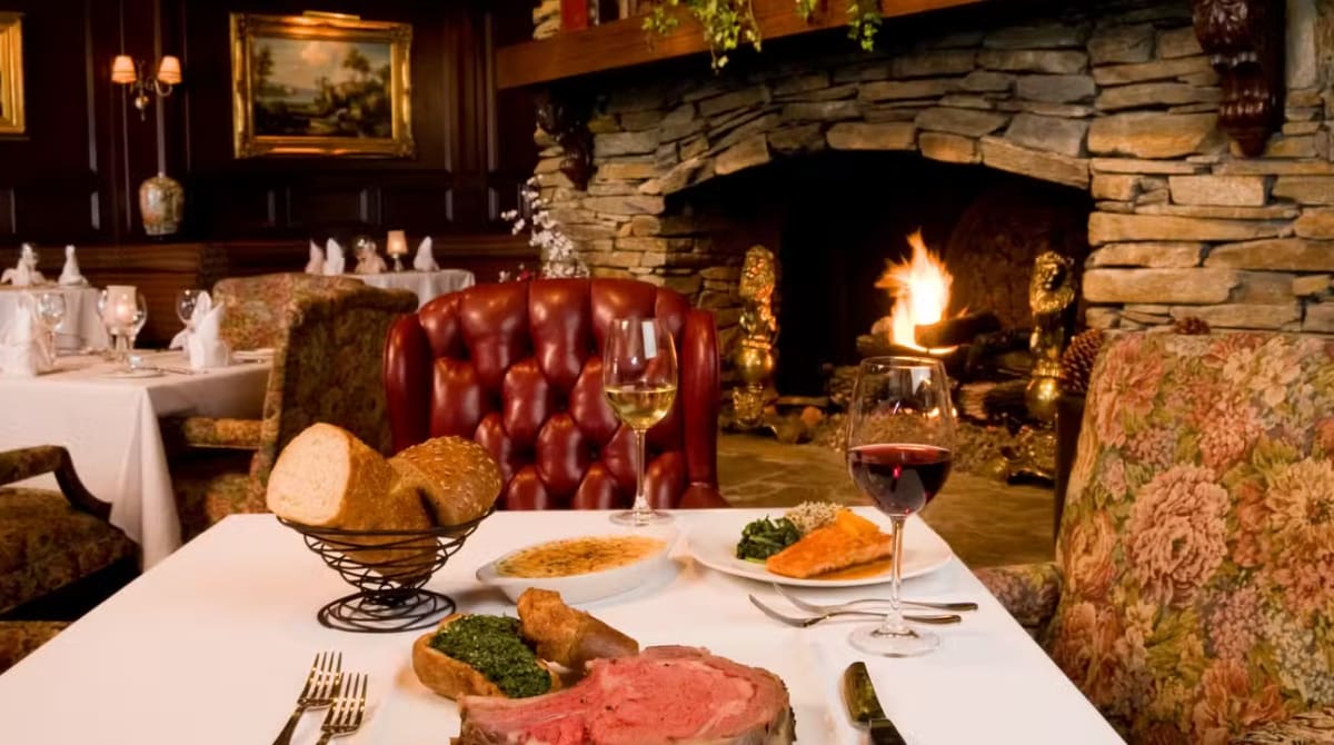 Summit House in Fullerton. Image source: OpenTable