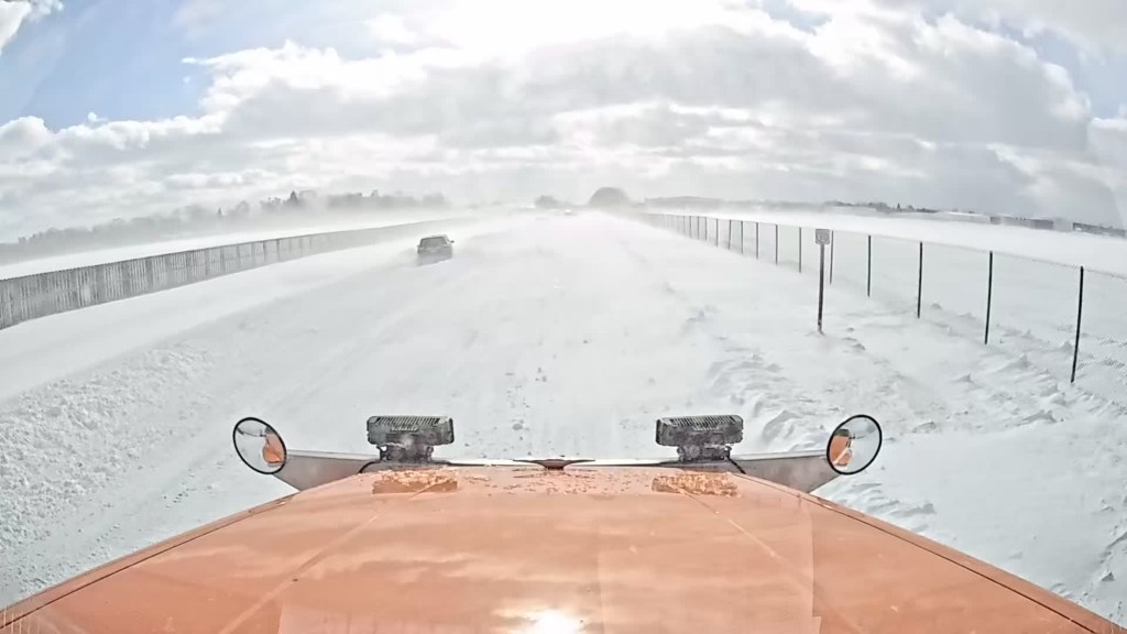 Snow caused Airport Road shutdown – The Oakland Press