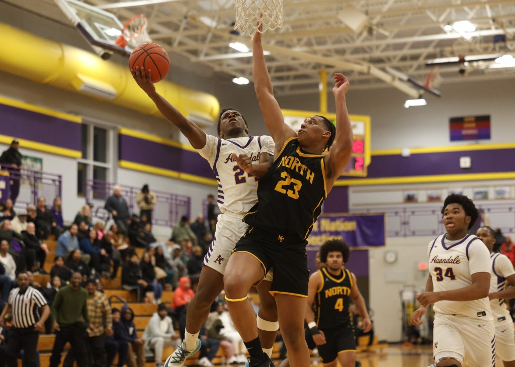 Avondale rebuffs late push to beat North Farmington, improve to 9-1 – The Oakland Press