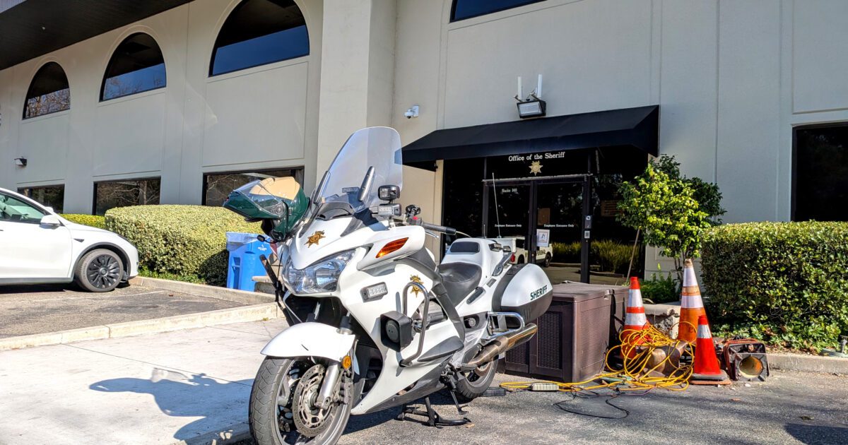 Cupertino's sheriff contract hike upends budget