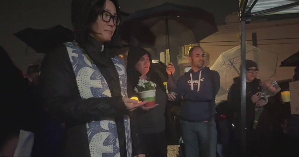 Vigil for Alex Pretti held at the San Francisco VA medical center