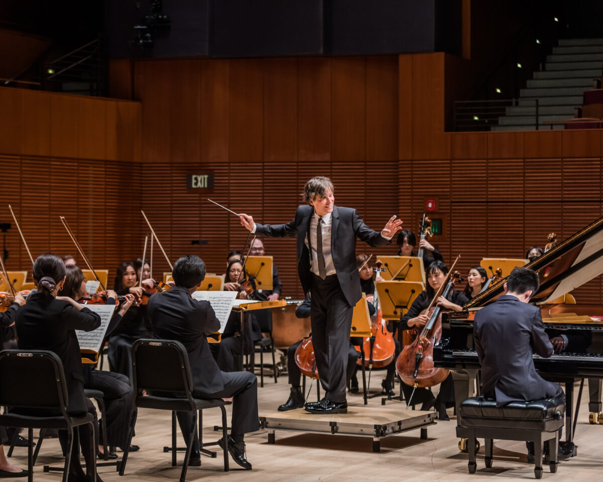 Scott Dunn conducts 2026