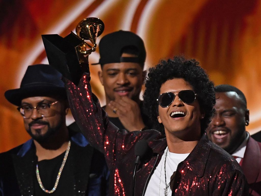 Bruno Mars concert tour tickets going on sale for Levi's Stadium date