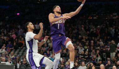 Booker scores 33 as Suns rout Kings 129-102
