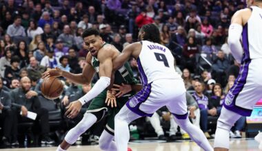 Antetokounmpo scores 37 in Bucks' 115-98 victory over Kings