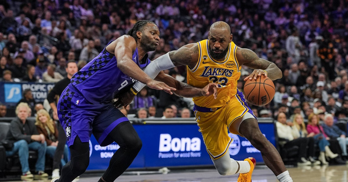 Monk hits 7 3-pointers, scores 26 as Kings top Lakers 124-112