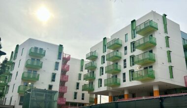 Apartments built in Los Angeles using Measure ULA funding. (Spectrum News/Vania Patino)