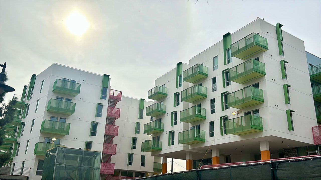 Apartments built in Los Angeles using Measure ULA funding. (Spectrum News/Vania Patino)