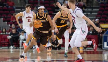 Cowboys Falter Late in 63-60 Road Loss at Fresno State