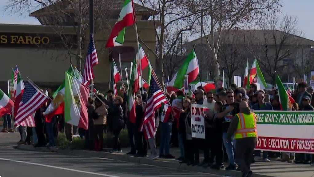 Iranian Americans in Sacramento rally amid global protests