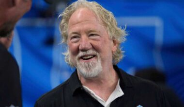 Timothy Busfield accused of sexual abuse at B Street Theatre