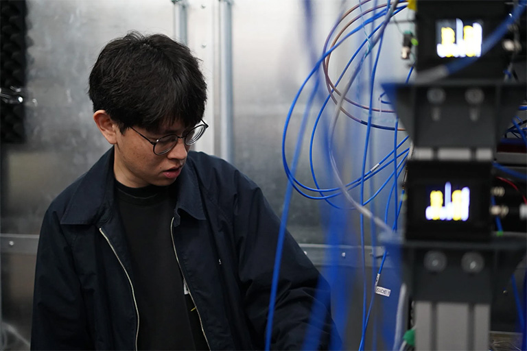 From Theory to “Tapeout”: Berkeley Students Design and Test Quantum Chips in First-of-its-Kind Course