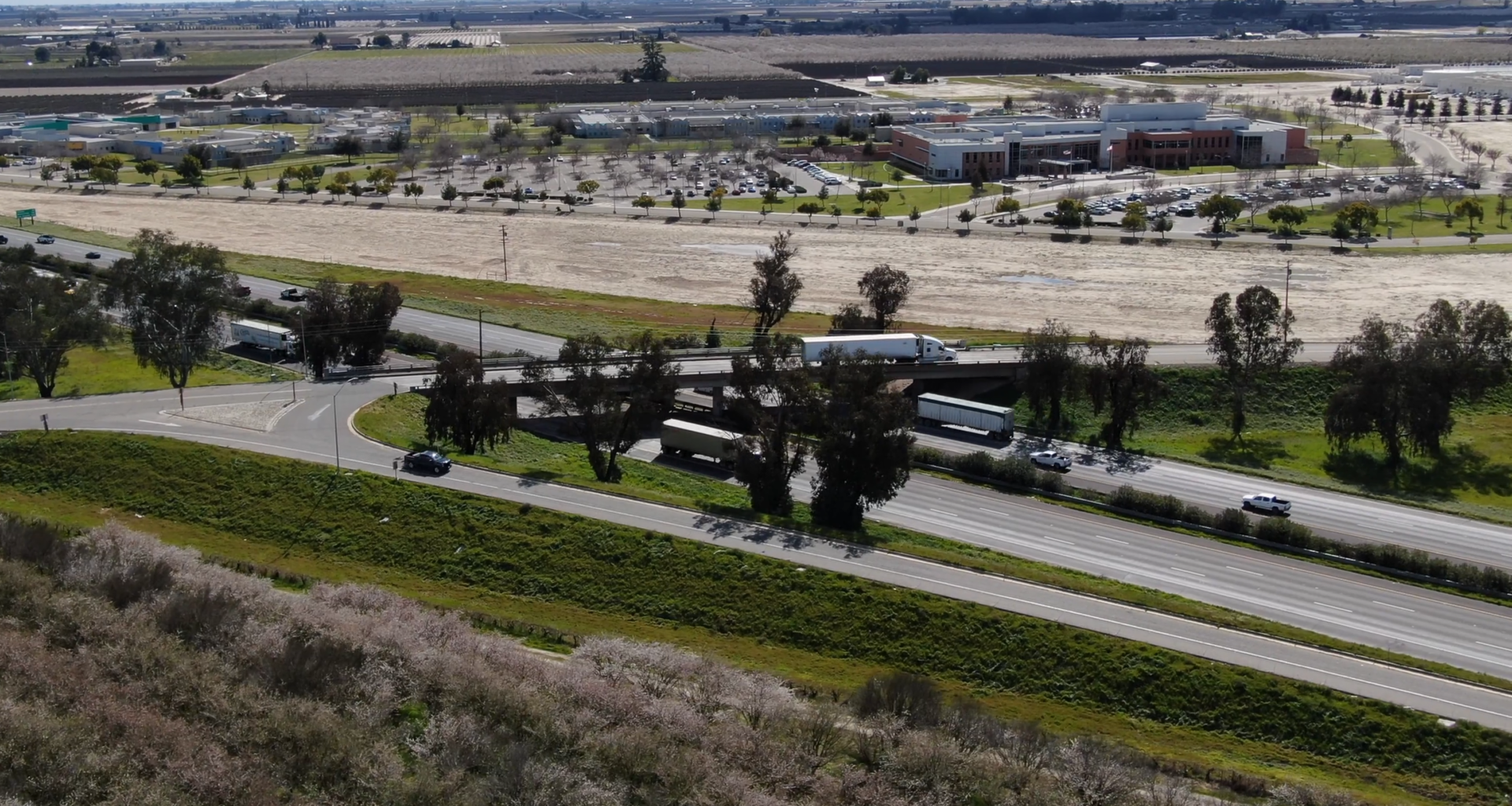 Fresno County judge hears arguments in Highway 99 lawsuit