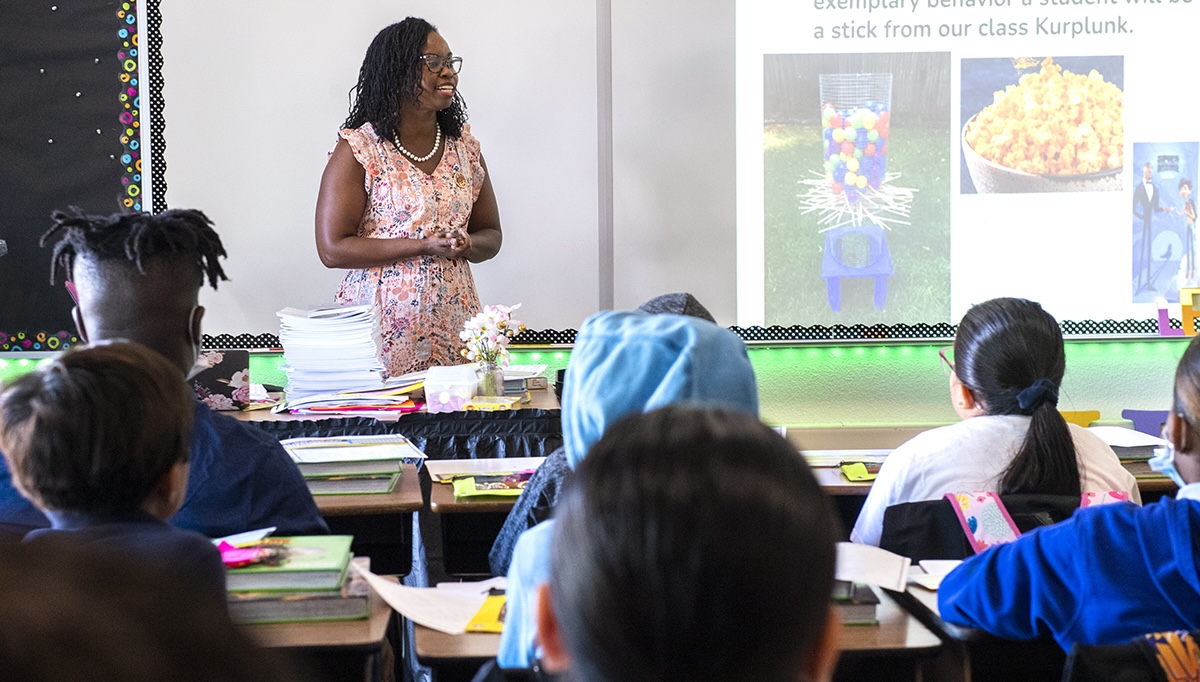 Long Beach Unified’s districtwide ban on most cellphone use starts Monday • Long Beach Post News