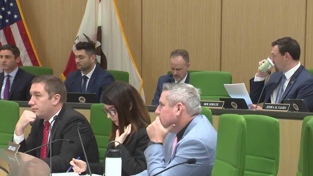 Lawmakers urge Newsom to address California money problems sooner