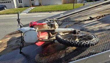 2 juveniles on dirt bike hurt after crashing into vehicle near elementary school in Orangevale, CHP says