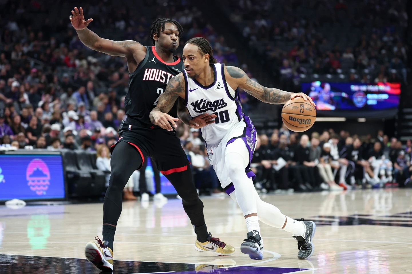 DeMar DeRozan reaches 26,000 career points in Kings’ victory over Rockets
