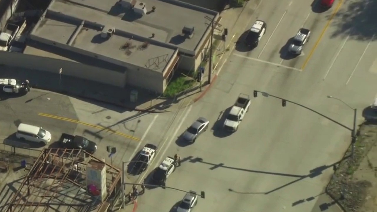 Man found dead in East Los Angeles