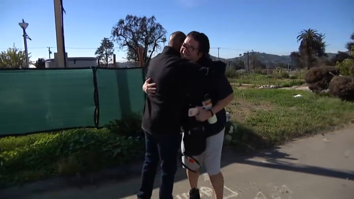 Man reunites with good Samaritan who saved him during Eaton Fire – NBC Los Angeles
