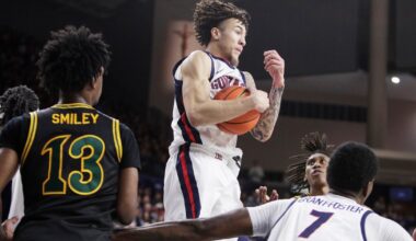 Warley scores 19 points and Fogle grabs key rebound as No. 8 Gonzaga edges San Francisco 68-66 :: WRAL.com