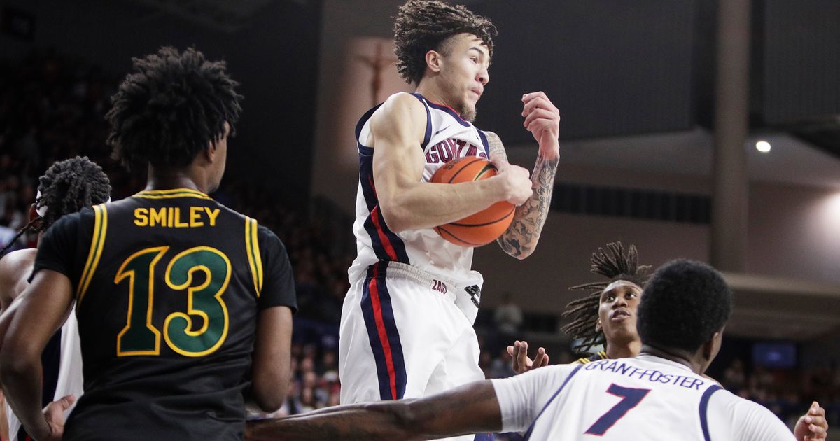 Warley scores 19 points and Fogle grabs key rebound as No. 8 Gonzaga edges San Francisco 68-66 :: WRAL.com
