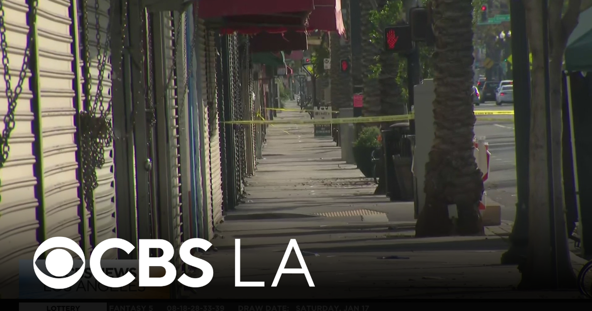 Authorities investigating after man found fatally shot in East Los Angeles