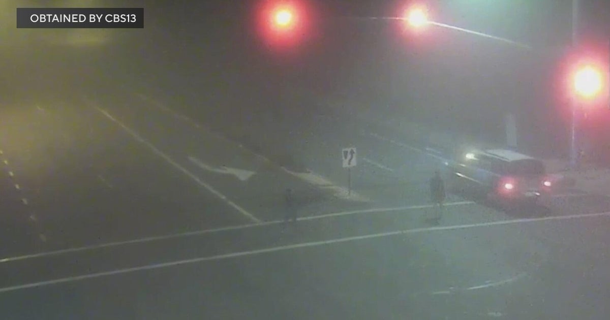 Folsom resident tracks several red-light runners, urges city action