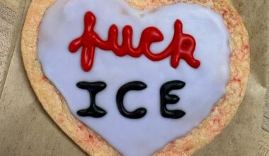 SF Bakery Selling Anti-ICE Cookies