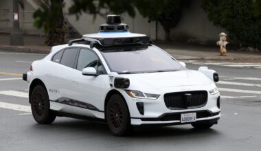 Waymo launches robotaxi service to San Francisco International Airport
