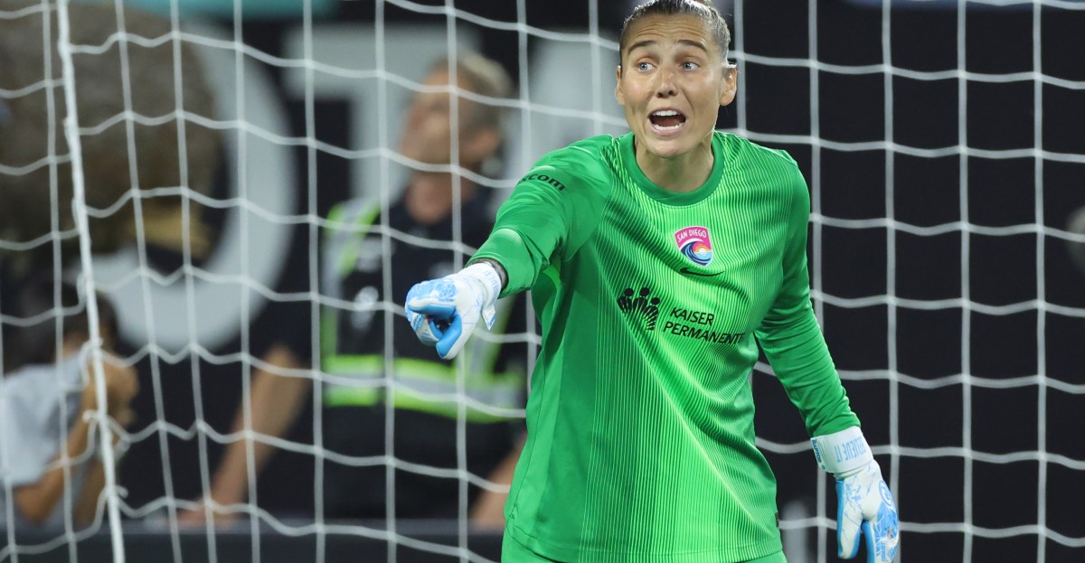 NWSL News Roundup: DiDi Haračić stays with San Diego Wave, Tessa Dellarose to Chicago Stars, Evan O’Steen to Seattle Reign