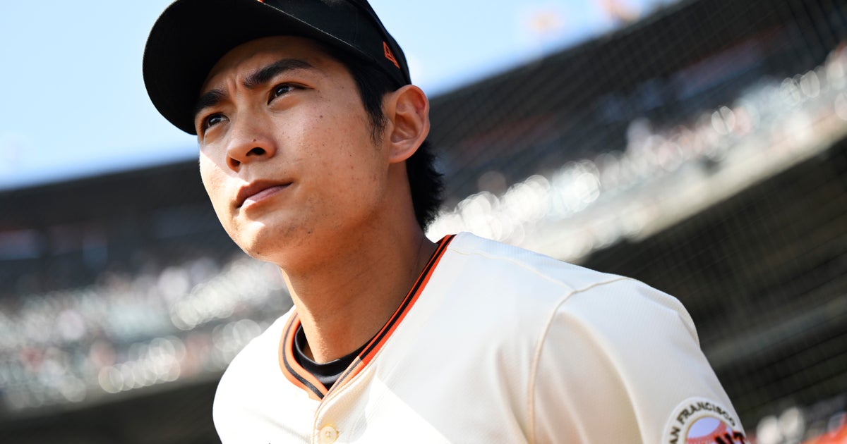 San Francisco Giants outfielder Jung Hoo Lee detained by immigration agents at LAX Airport, Rep. Nancy Pelosi's office says