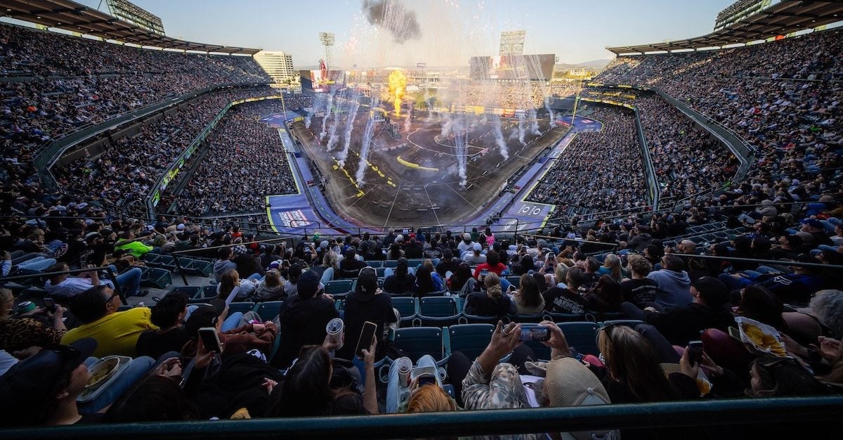 Supercross : Results From Anaheim 2, California - Roadracing World Magazine