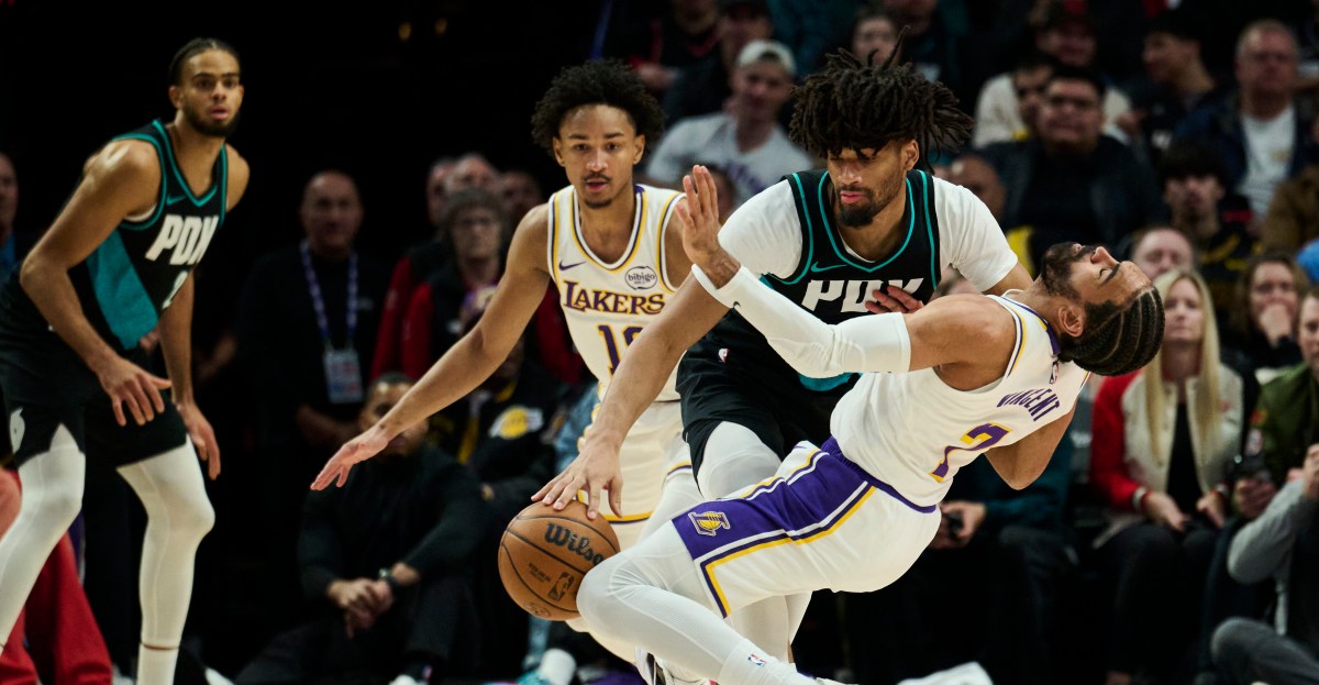 Portland Trail Blazers Top Los Angeles Lakers 132-113