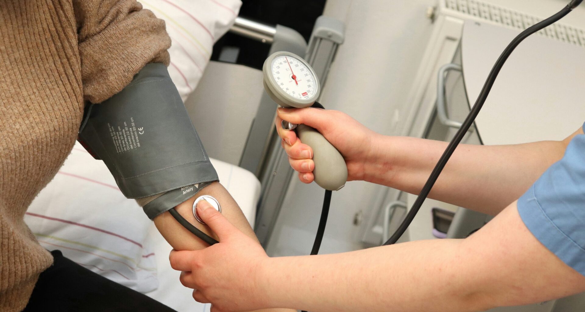 On eve of strike, Kaiser nurses sound alarm on patient care • Sacramento News & Review