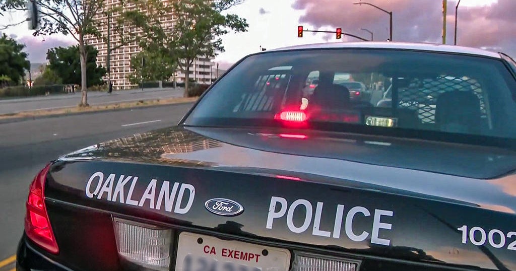 Oakland police investigate 2 separate deadly shootings on New Year's Day 2026