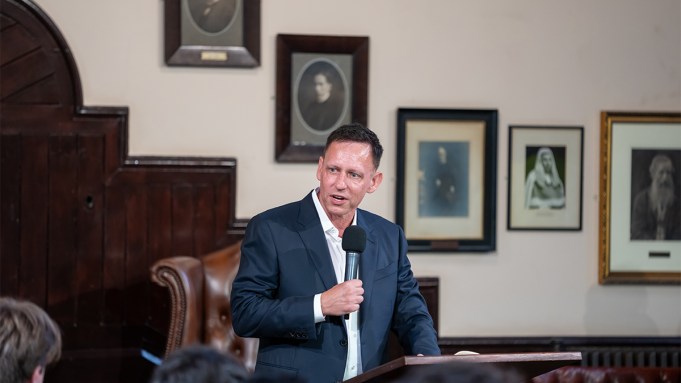 Billionaires Are Fleeing California Ahead of a Looming Wealth Tax