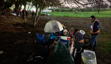 Sacramento is looking for over 600 volunteers to help survey the region's unhoused at the end of January