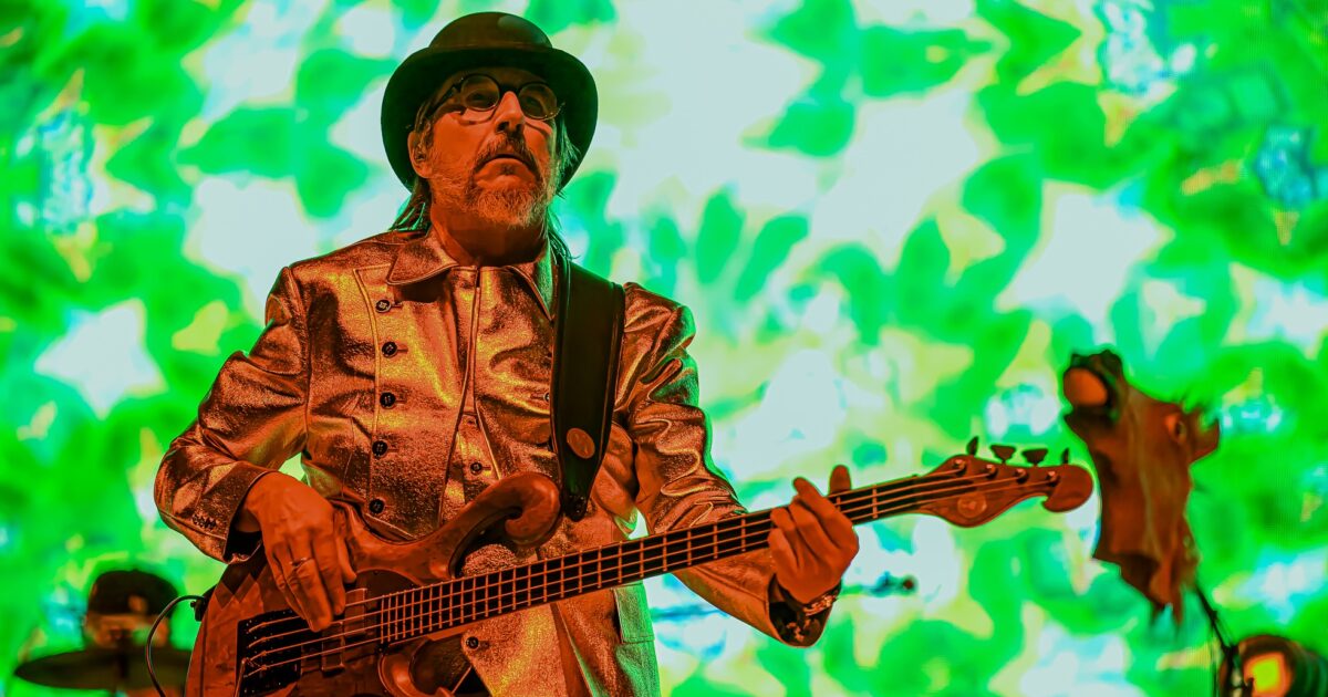 Primus Debuts Oysterhead Song, Does Sabbath For NYE Ball Drop In Oakland [Videos]