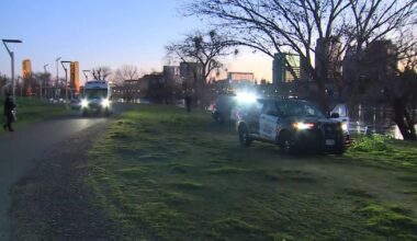 West Sacramento police investigating possible vehicle into river near Tower Bridge