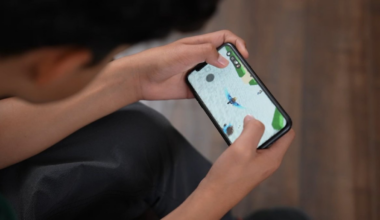 Roblox adds facial age checks to protect kids online – NBC 7 San Diego