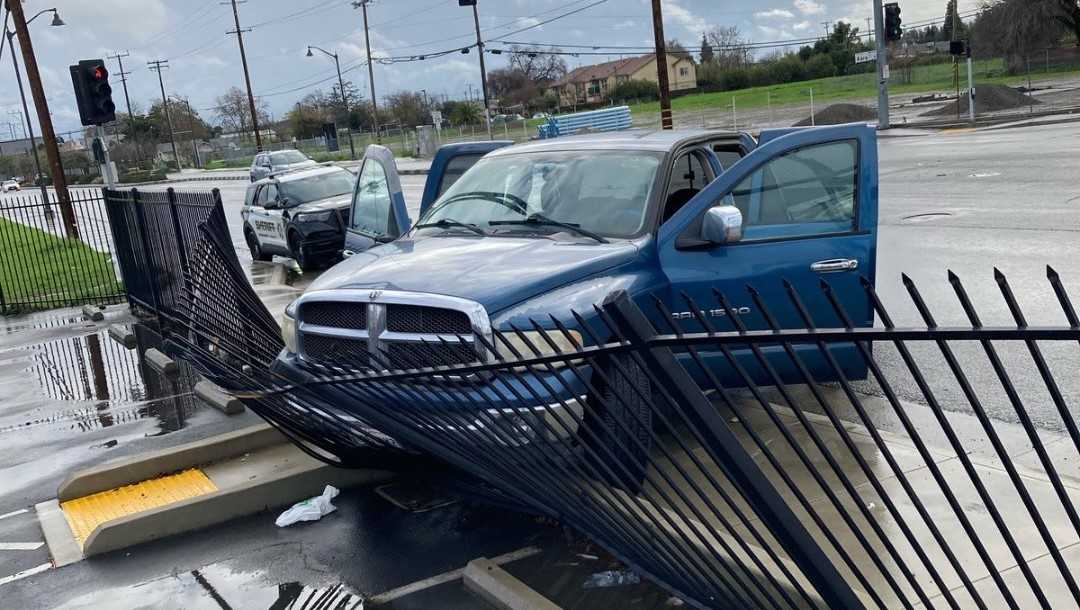 South Sacramento juvenile in custody after shots fired, pursuit