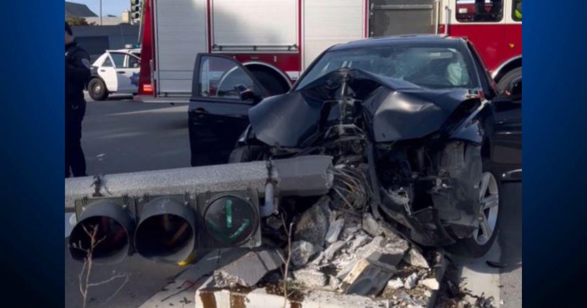 Car crashes into light pole in San Francisco; 3 taken to hospital